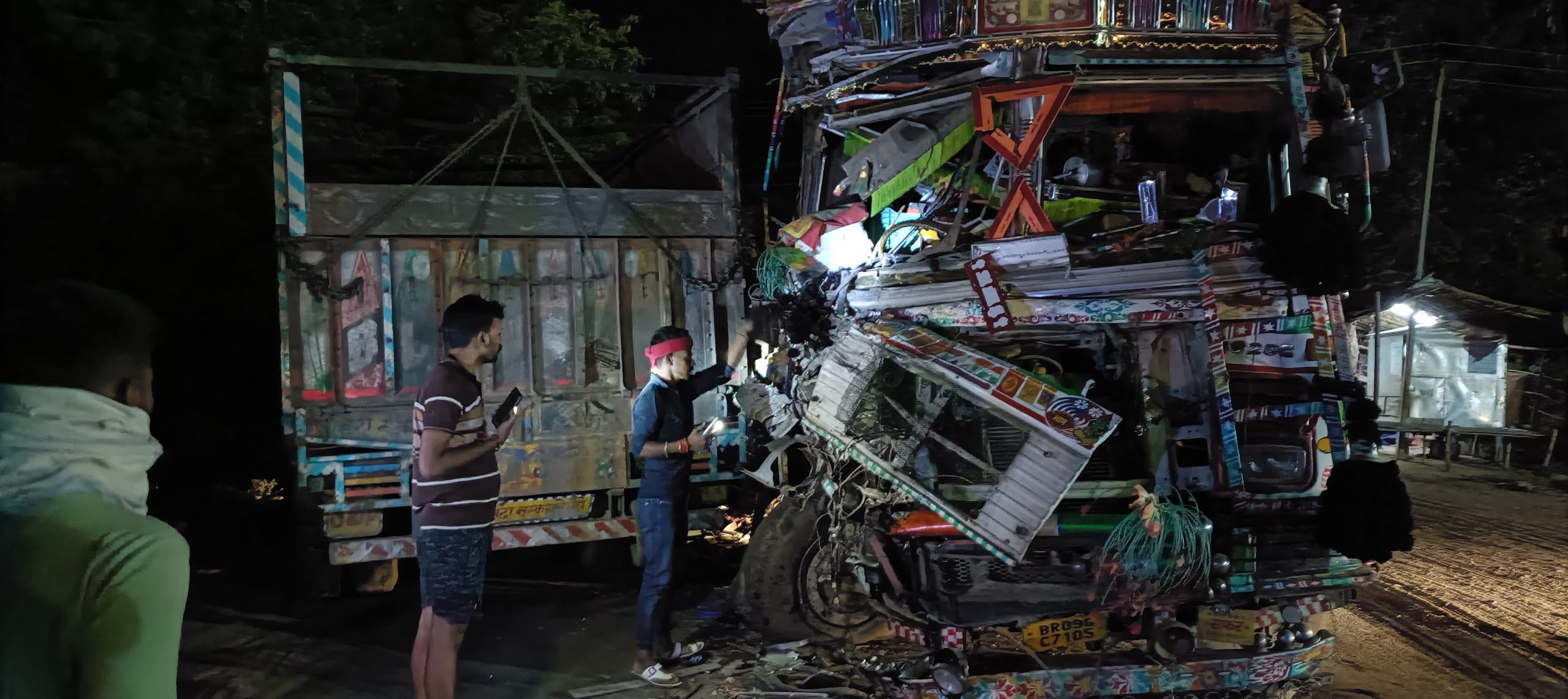 lakhisarai road accident
