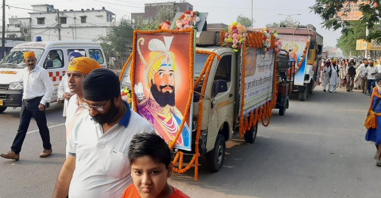 वैशाखी गुरुपर्व को ले निकली प्रभातफेरी, आज मनेगी वैशाखी