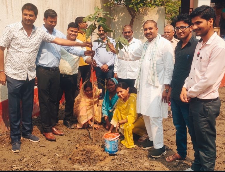 भवानीपुर प्रखंड में जीविका दीदी अधिकार केंद्र हुआ क्रियाशील
