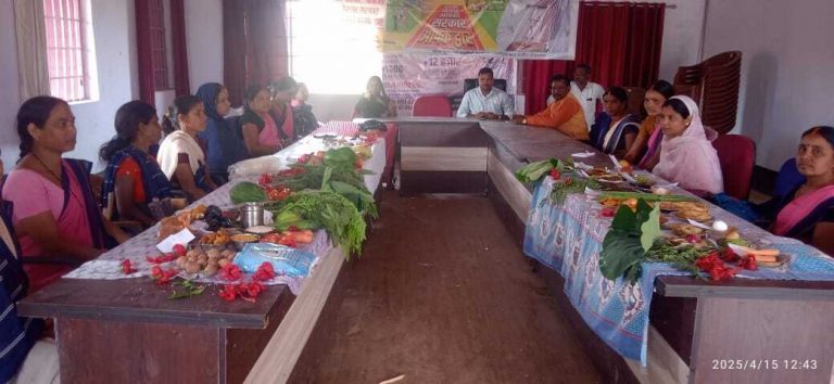 पकवान प्रदर्शनी में उमा रहीं अव्वल