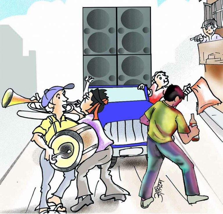 deoghar news : देर रात शहर में बज रहे हैं डीजे, तीन डीजे वाहन जब्त
