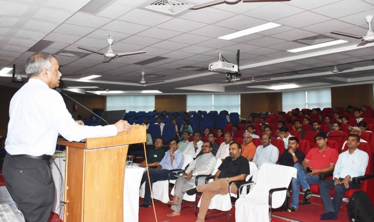 विलुप्त हो रही प्रजातियों को बचाने के लिए पारिस्थितिकी तंत्र का संतुलन जरूरी