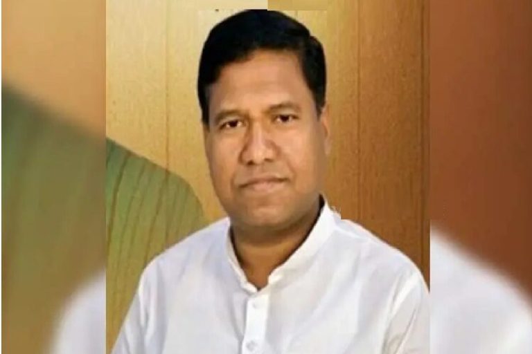 Bihar Politics: सेना का मनोबल गिराने का काम कर रही कांग्रेस, पढ़िए संतोष सुमन ने ऐसा क्यों कहा?