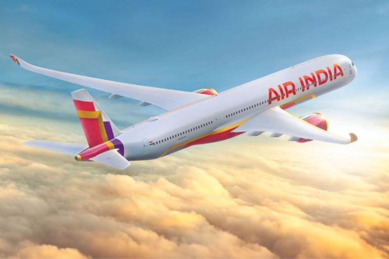 Air India Extra Charges: देश-विदेश जाना हुआ महंगा, फ्लाइट का किराया बढ़ा, कीमत जान उड़ जाएंगे होश! 