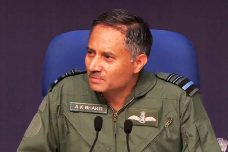 Operation Sindoor: स्वदेशी निर्मित आकाश मिसाइल प्रणाली के आगे पस्त हुआ पाकिस्तान 