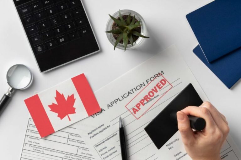 Canada Work Permit: कनाडा में वर्क परमिट के लिए आवेदन कैसे करें, कौन कर सकता है अप्लाई?