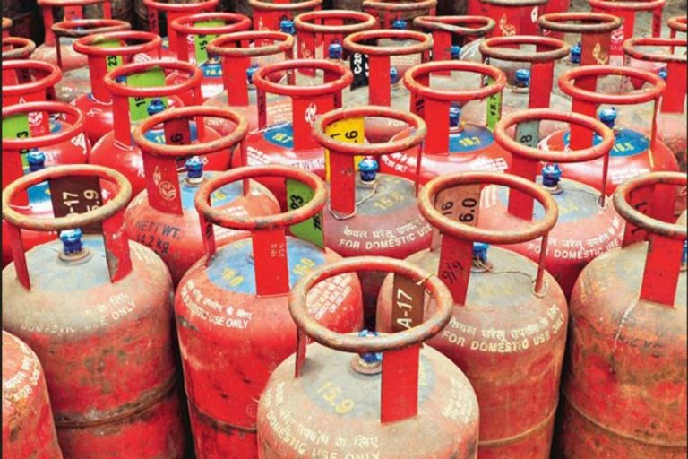 पटना में गैस उपभोक्ताओं के लिए जरूरी एलर्ट, 30 जून तक नहीं किया ये काम तो बंद हो जाएगा कनेक्शन