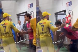 Vaibhav Suryavanshi Touches Dhoni Feet Again in CSK Dressing Room.