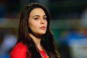 Preity Zinta Angry over 3rd Umpire Decision