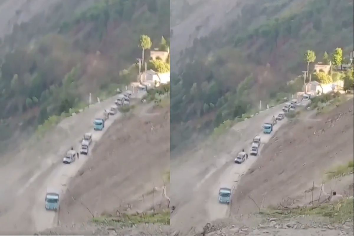 Fact Check Stone pelting on Indian Army convoy