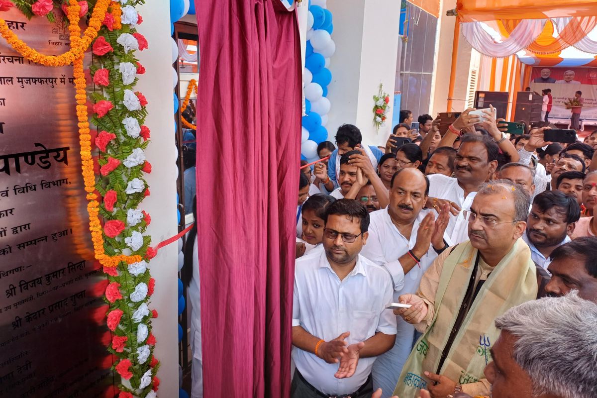 सदर अस्पताल का हुआ उद्घाटन करते स्वास्थ्य मंत्री मंगल पांडेय