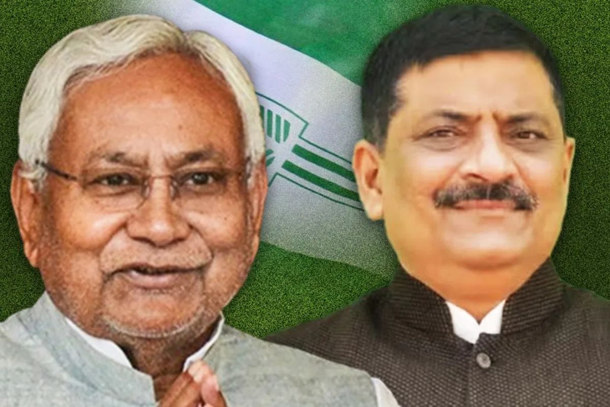 सीएम नीतीश के साथ संजय झा