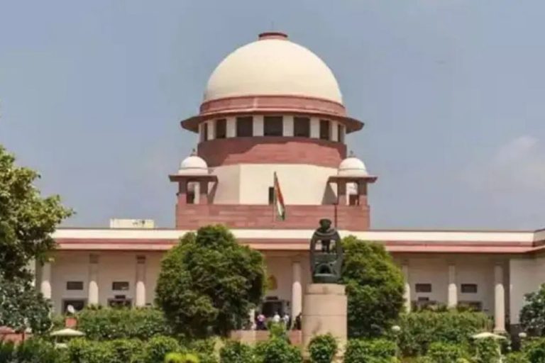 Supreme Court: चुनाव आयोग के बिहार मतदाता सूची के पुर्नरीक्षण का मामला पहुंचा शीर्ष अदालत