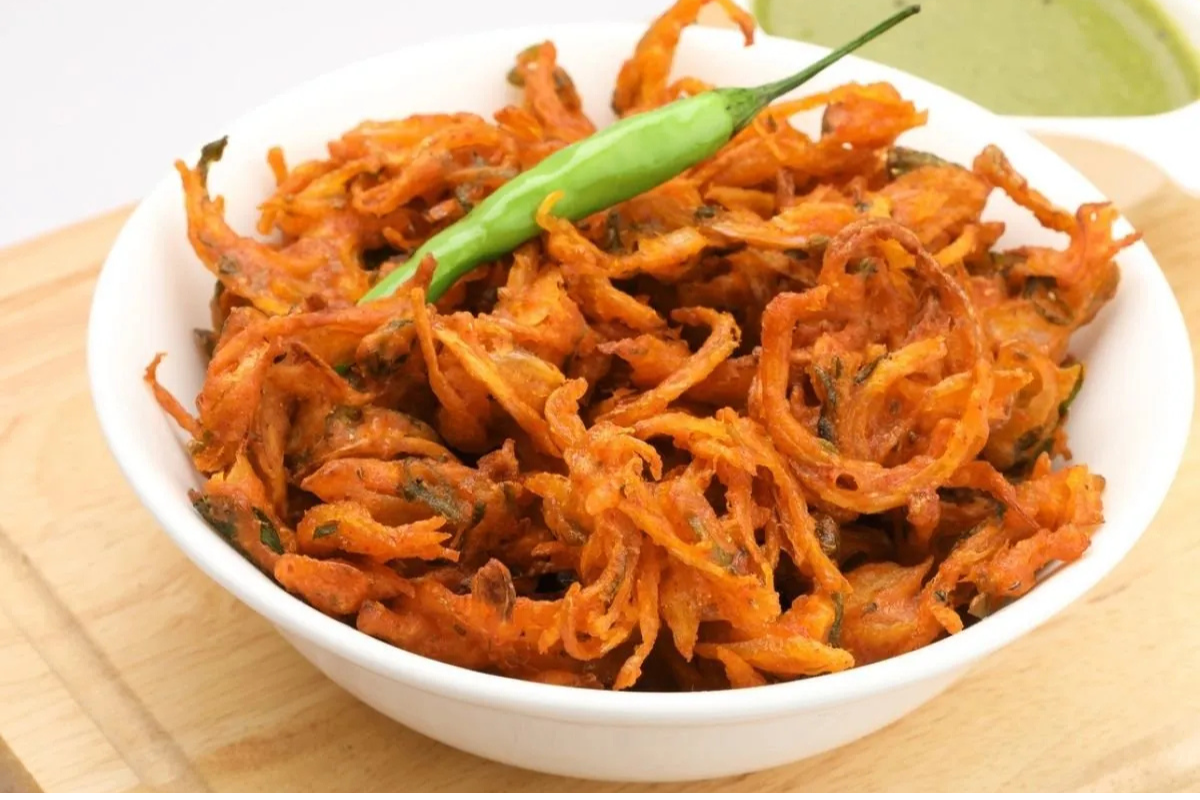 Onion Pakoda Recipe