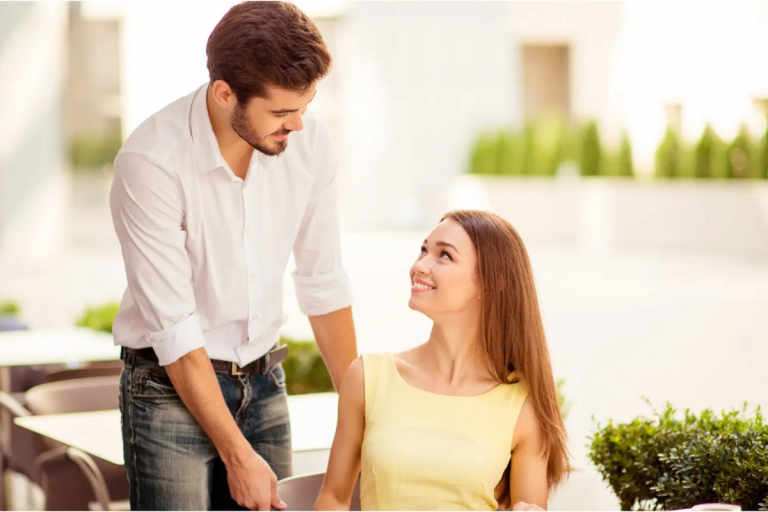Relationship Tips: रिश्तों में खुशहाली लाने के लिए अपनाएं ये 5 असरदार टिप्स, आपका प्यार होगा और भी गहरा