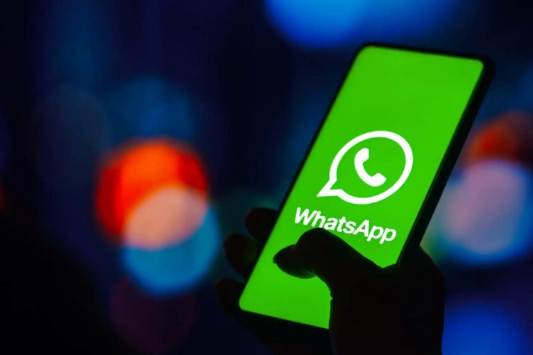 WhatsApp पर AI ने संभाला काम, लंबे मैसेज पढ़ने से मिली राहत