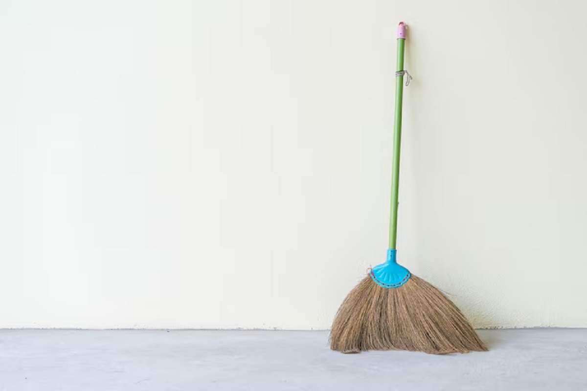 broom