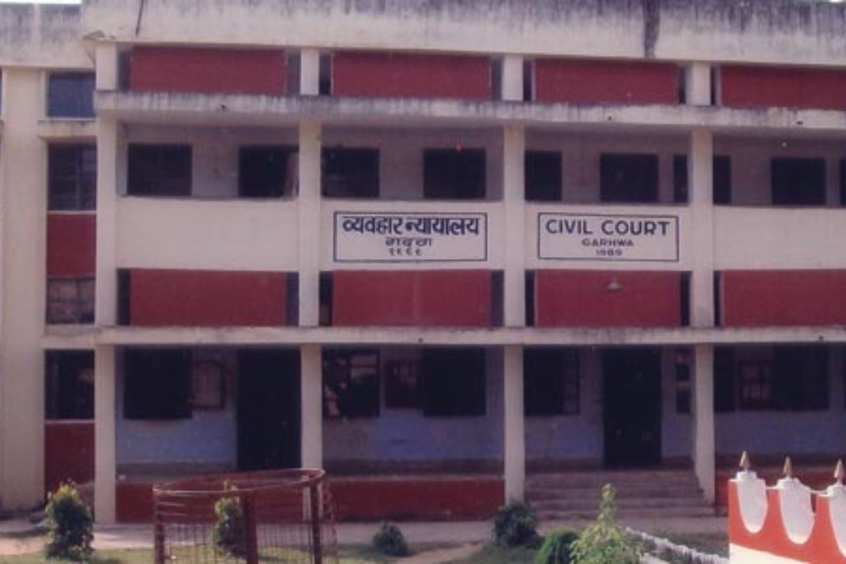 civil court garhwa