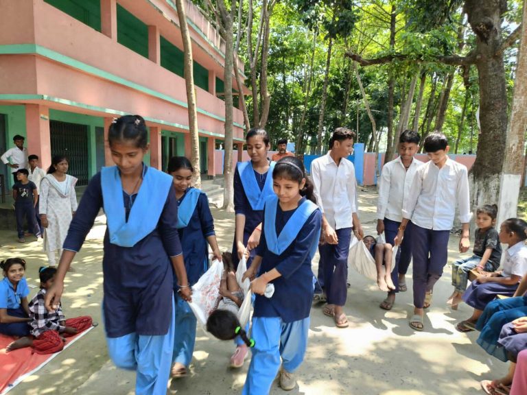 आपदा की स्थिति में बचाव को लेकर मॉक ड्रिल कर दी गयी जानकारी आपदा की स्थिति में बचाव को लेकर मॉक ड्रिल कर दी गयी जानकारी