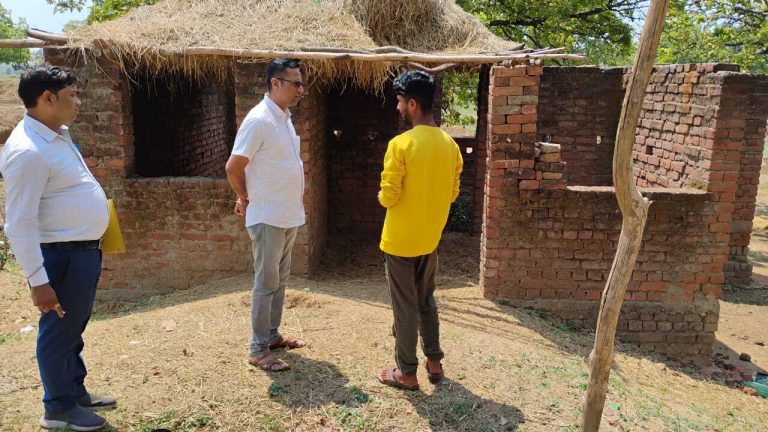 आवास पूर्ण नहीं करनेवालों पर होगी कार्रवाई: बीडीओ