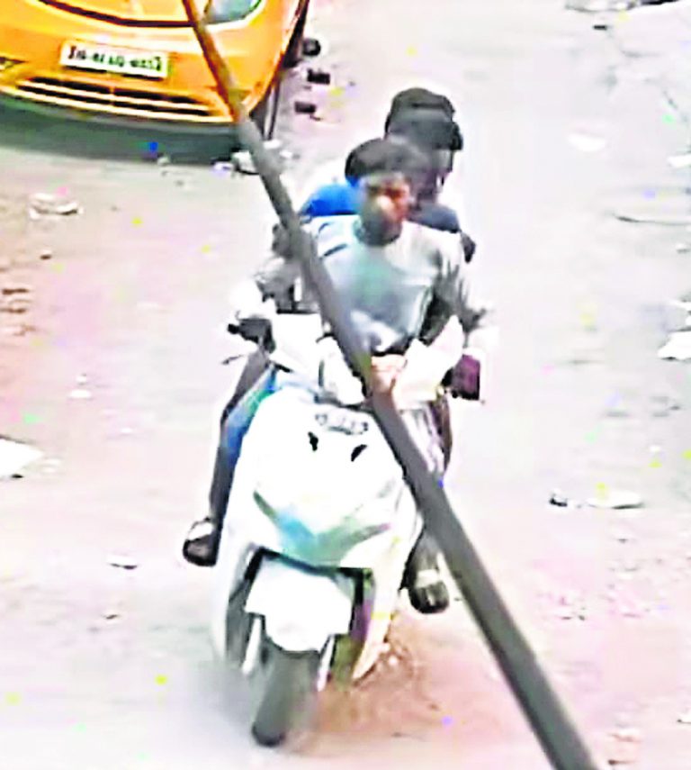 Ranchi News : रिक्शे पर सवार युवती से चेन की छिनतई