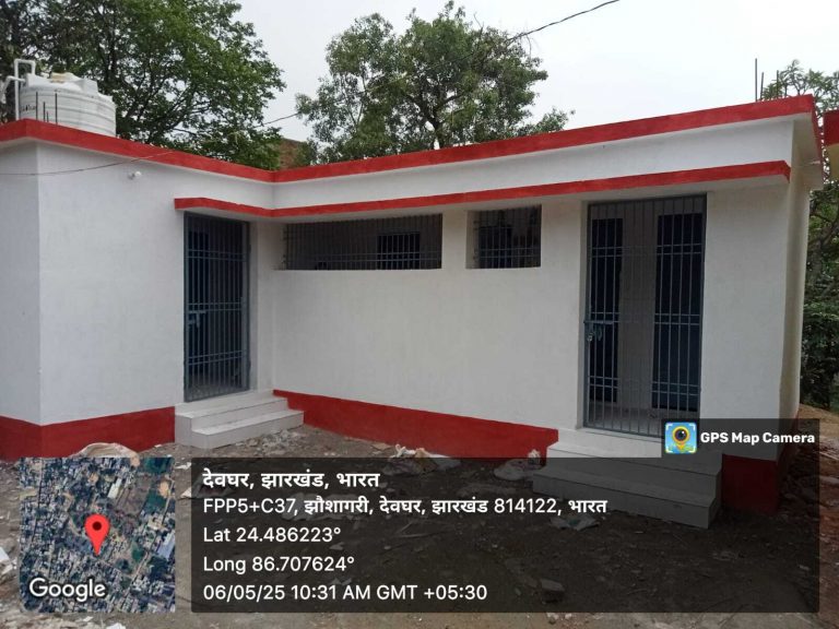 हेडिंग : कुष्ठ आश्रम के लोगों की सुविधा के लिए बनाये गये 10 शौचालय