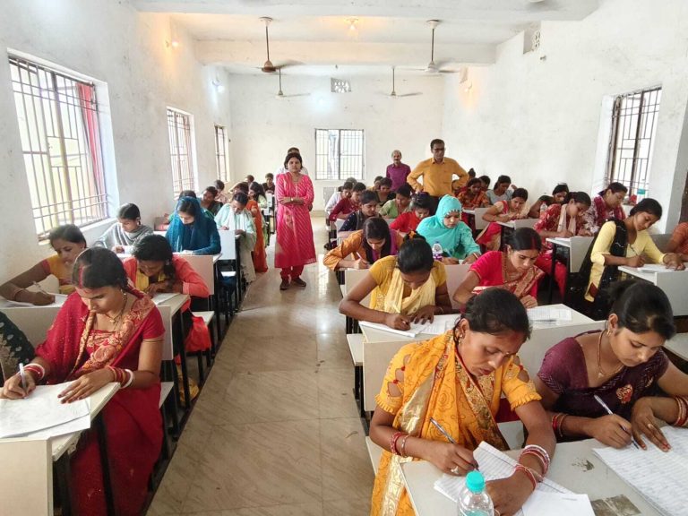 शांतिपूर्ण हुई स्नातक तृतीय खंड की परीक्षा