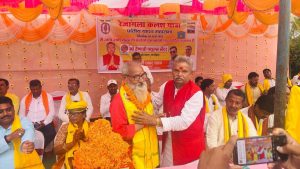 महासभा की कलशयात्रा का लातेहार में स्वागत