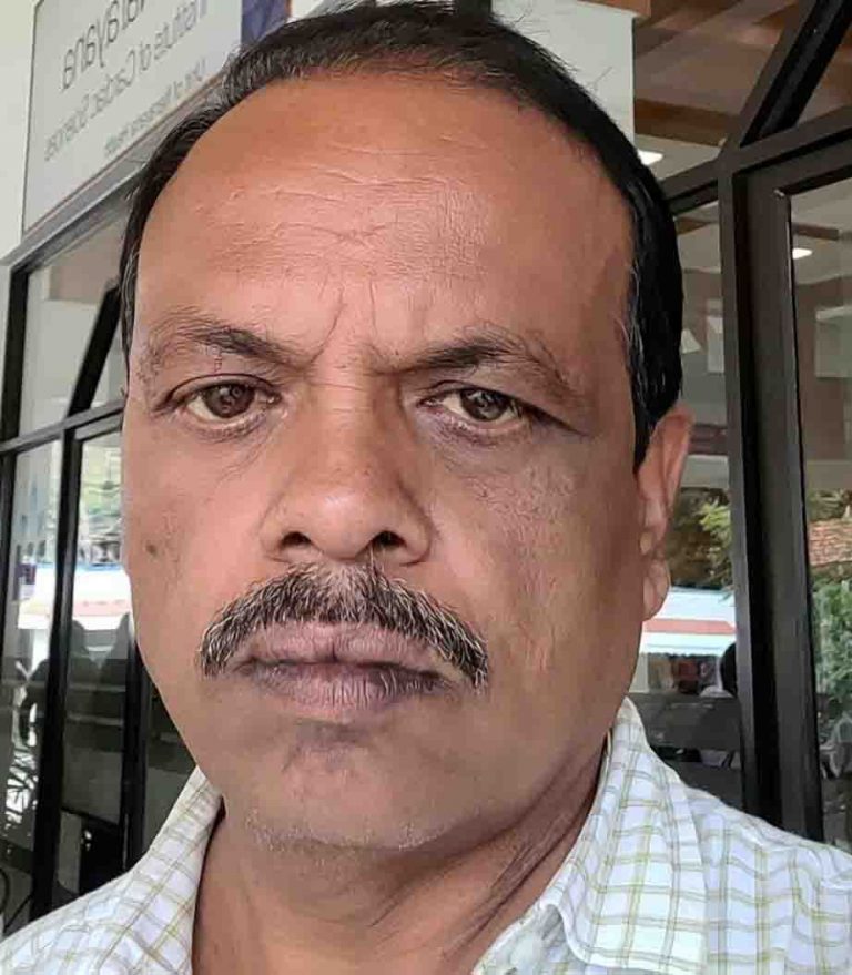 जिला प्रशासन जारी करे डॉक्टरों की सूची : राकेश
