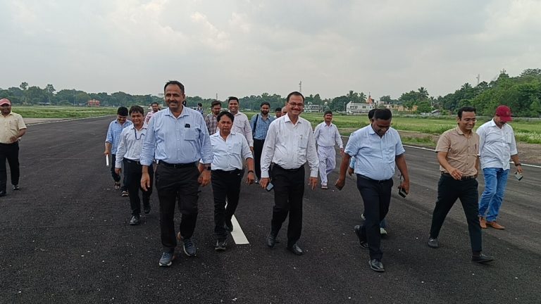 वीरपुर एयरपोर्ट का एएआई टीम ने किया निरीक्षण, रनवे की गुणवत्ता पर जताई असंतुष्टि