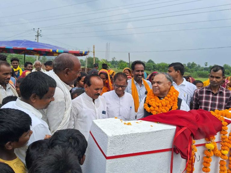 रामपुर गांव में 4.66 करोड़ से पुल सहित सड़क का होगा निर्माण