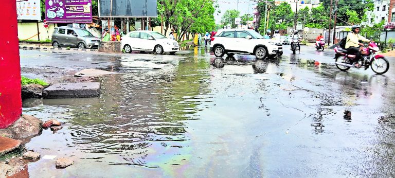 Ranchi News : आज भी वज्रपात के साथ रांची में हो सकती है बारिश