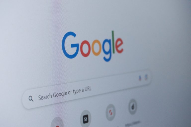 Google ने 10 साल बाद बदल डाला अपना Logo, जानिए क्या है खास