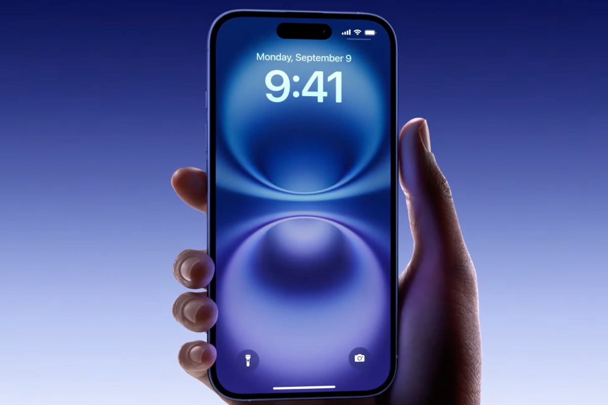 best time to buy iphone