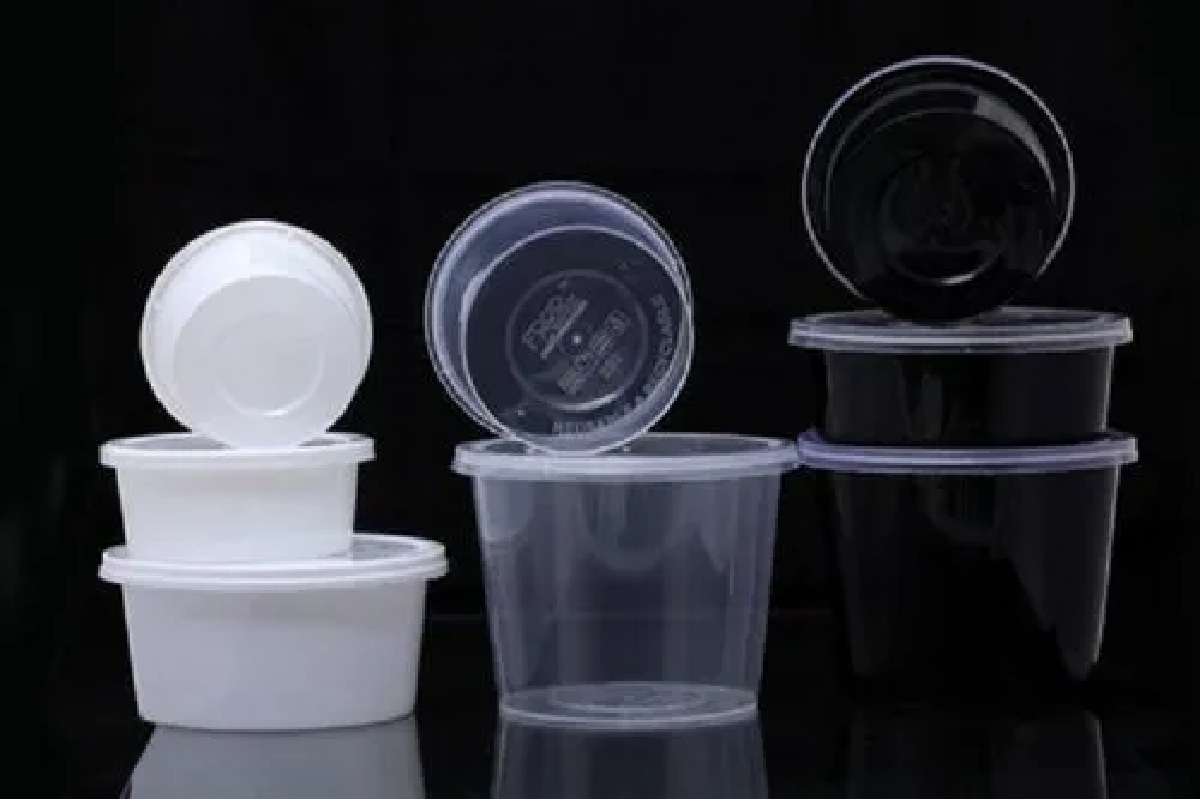 plastic food containers