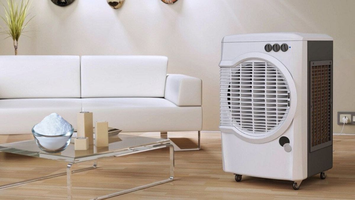 Baking Soda in Cooler Room