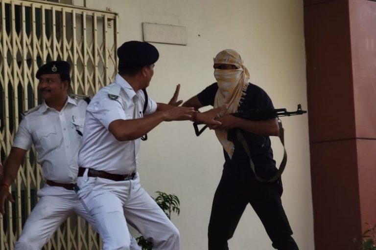 बिहार विधानसभा में मॉक ड्रिल, सेंट्रल हॉल में कमांडों ने किया प्रैक्टिस, सामने आई ये तस्वीर