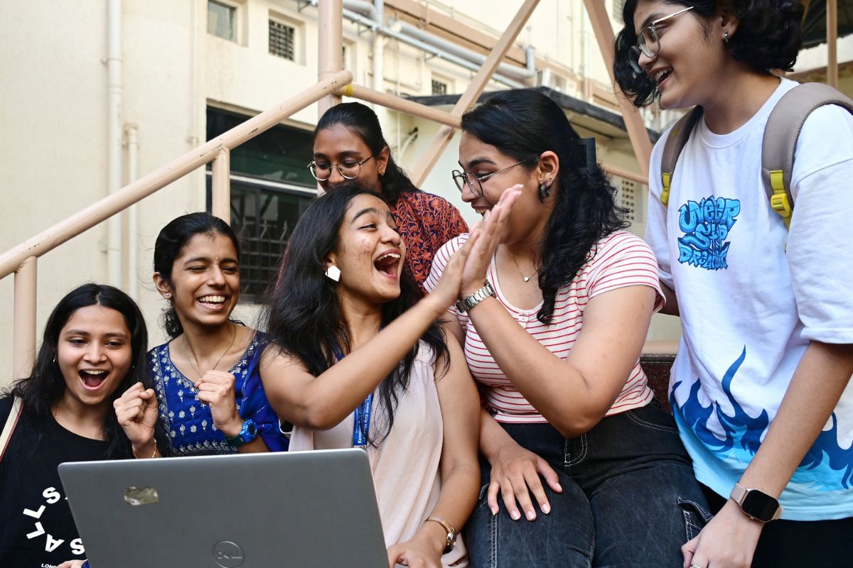 Board Exam Toppers Prize