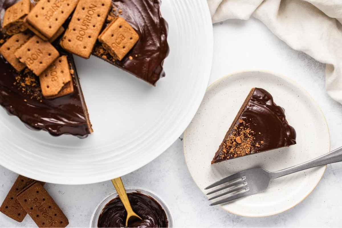 Fathers Day Eggless Cake Recipe Bourbon Biscuit Cake without Oven