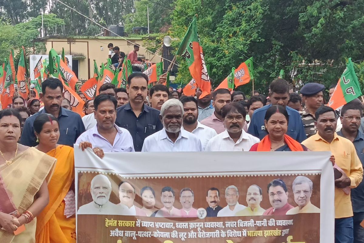 Champai Soren in BJP Jan Aakrosh Rally