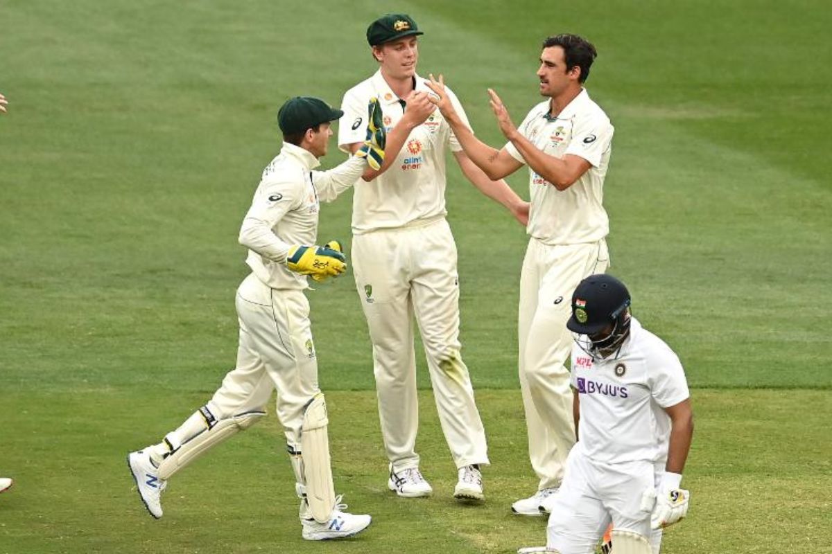 Tim Paine and Rishabh Pant.
