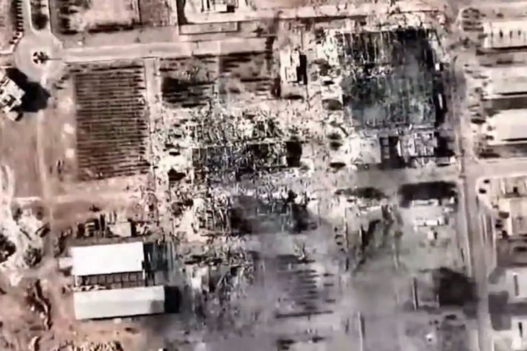 Israel Iran War Video: इजराइल ने ईरान के न्यूक्लियर रिसर्च सेंटर पर ऐसे किया हमला, देखें वीडियो