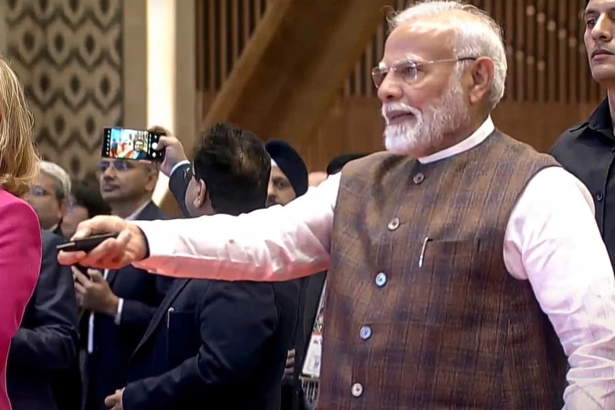 PM Modi Gift