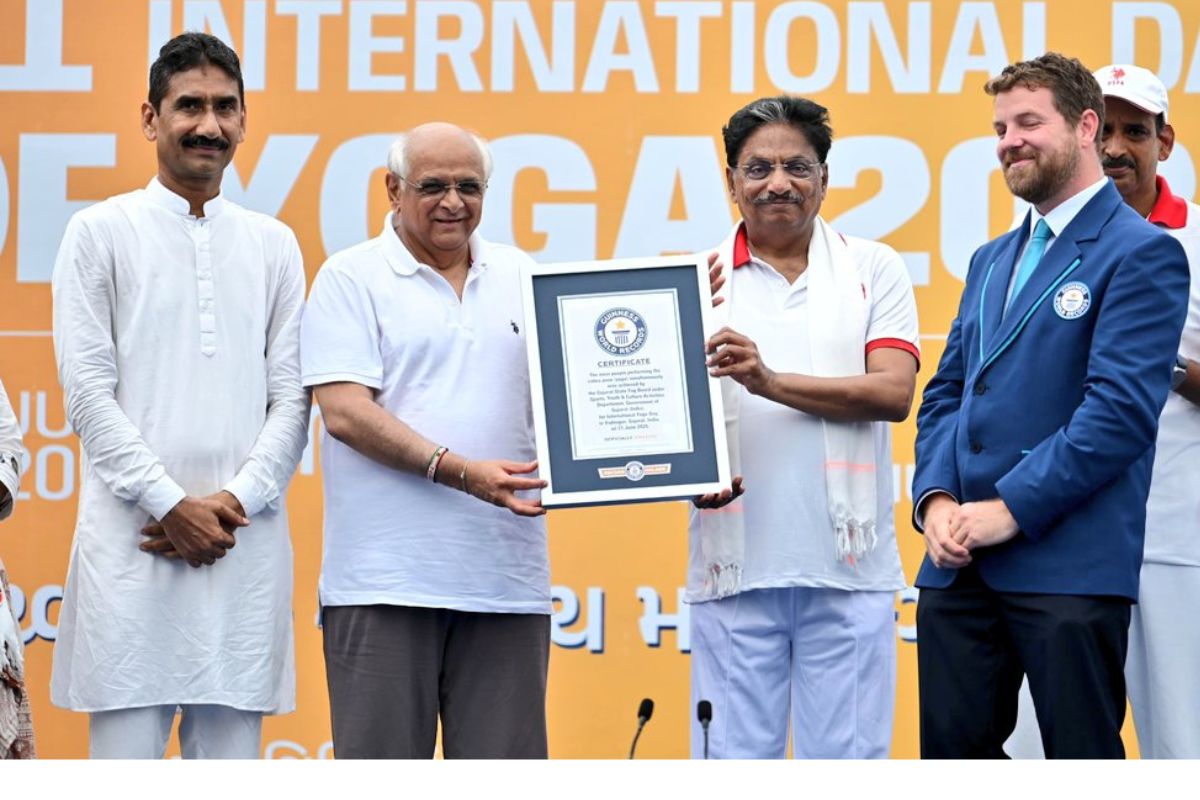 Gujrat make Guinness World Record most people perform cobra pose in yoga