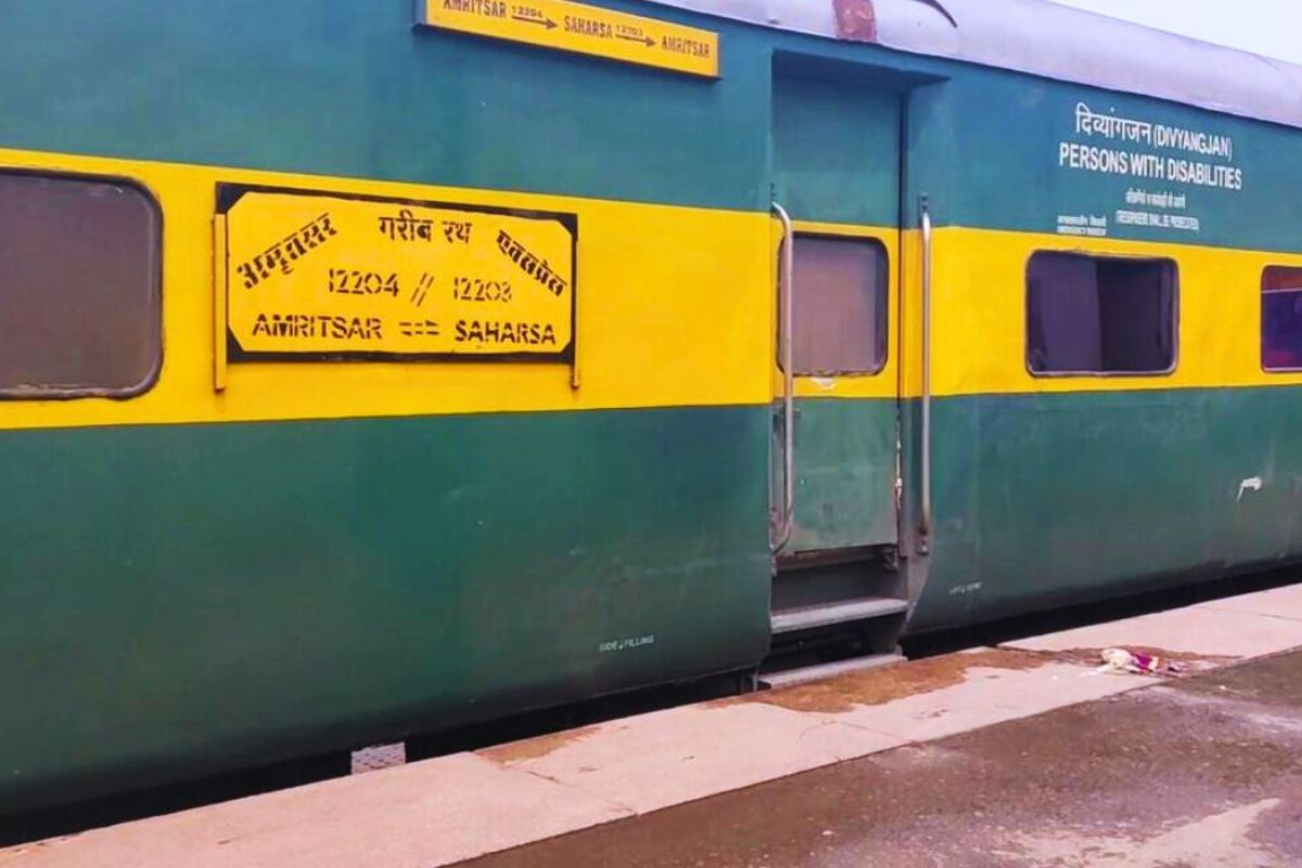 Saharsa-Amritsar Garib Rath Express