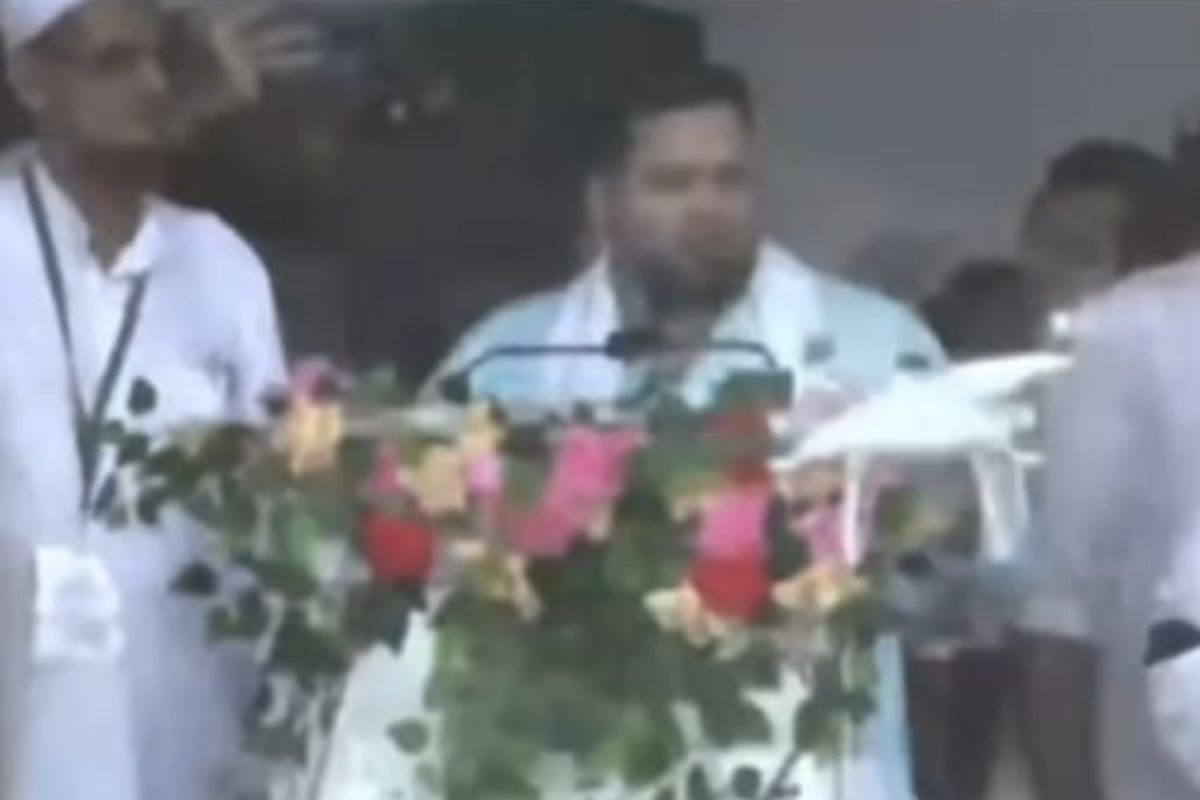 Bihar Politics drone suddenly came in middle of Tejashwi Yadav speech