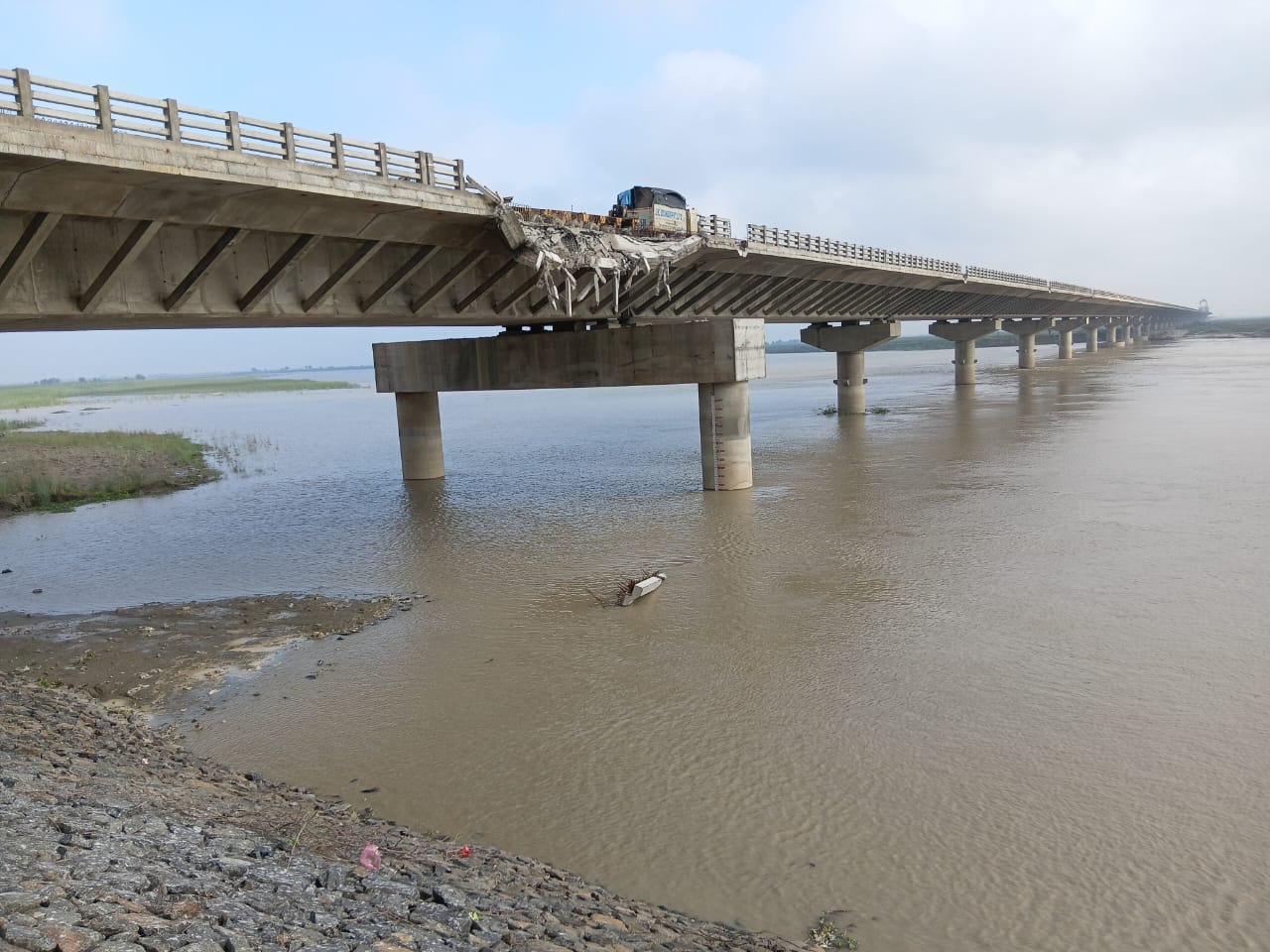 bihar bridge collapse