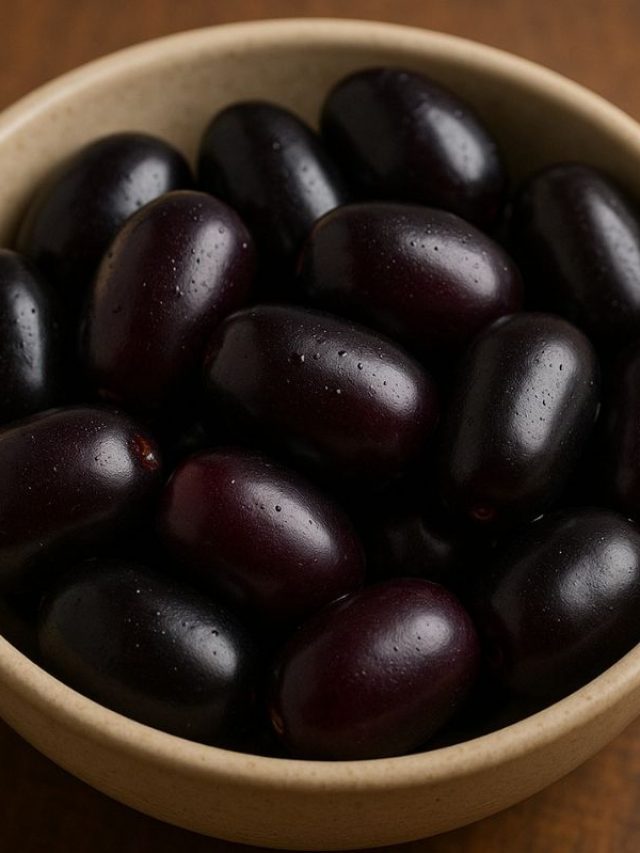 Cropped Jamun Benefits