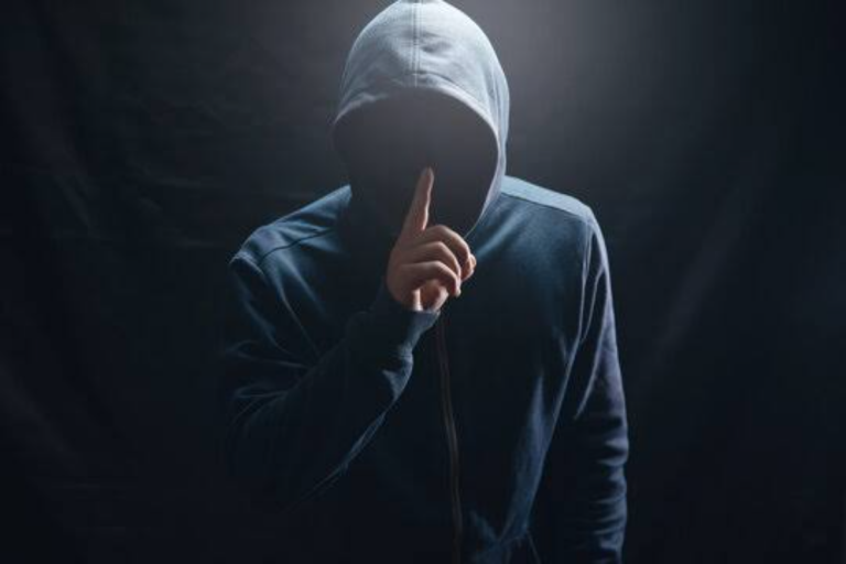 कभी खेत में, कभी चारपाई पर… 15 दिन में 12 मौतें! बूढ़पुर गांव में हार्टअटैक या कोई खौफनाक राज़?