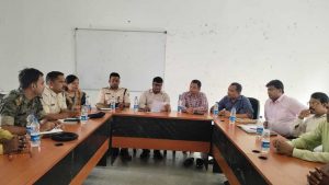 Giridih News: अफवाहों से बचें, संदिग्ध गतिविधि की सूचना प्रशासन को दें